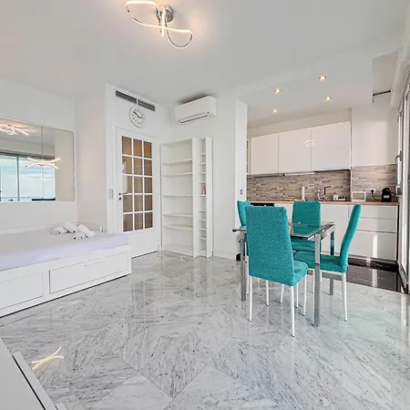 Appartement Promenade Des - Vue Mer, Ac, 2pers