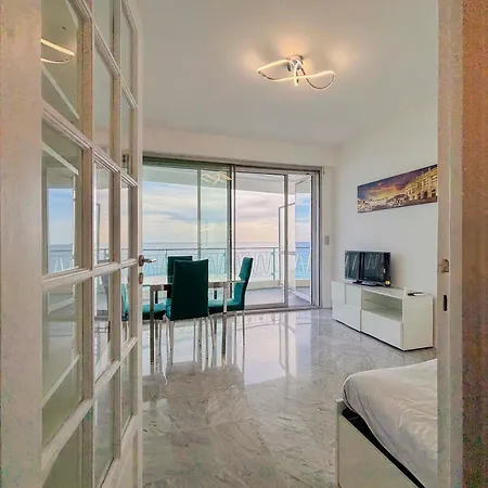 Promenade Des - Vue Mer, Ac, 2pers Apartment